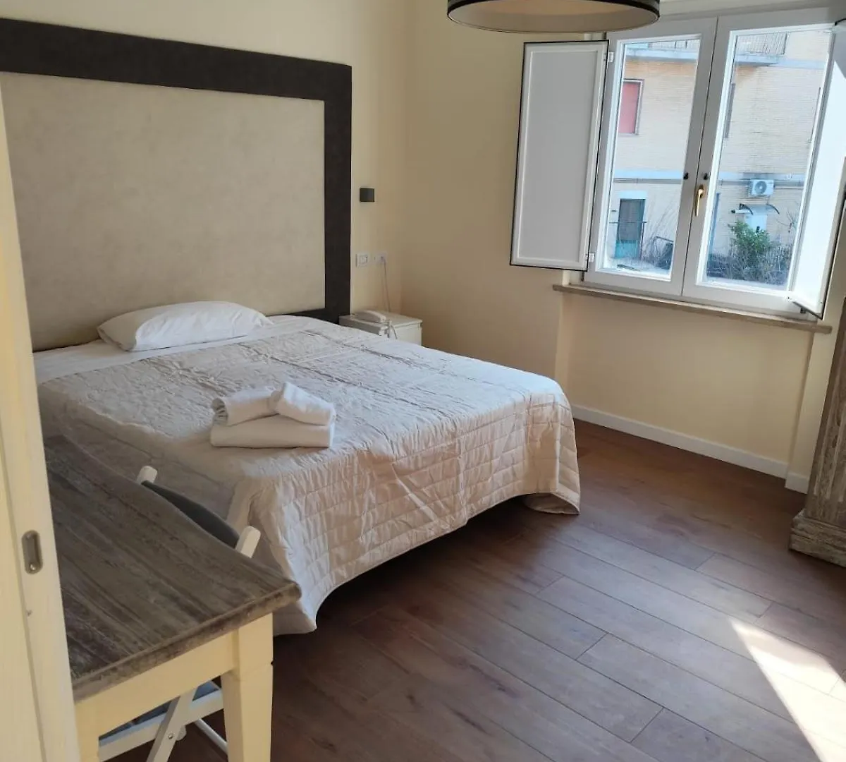 Hotel Oc2 Rome Italy